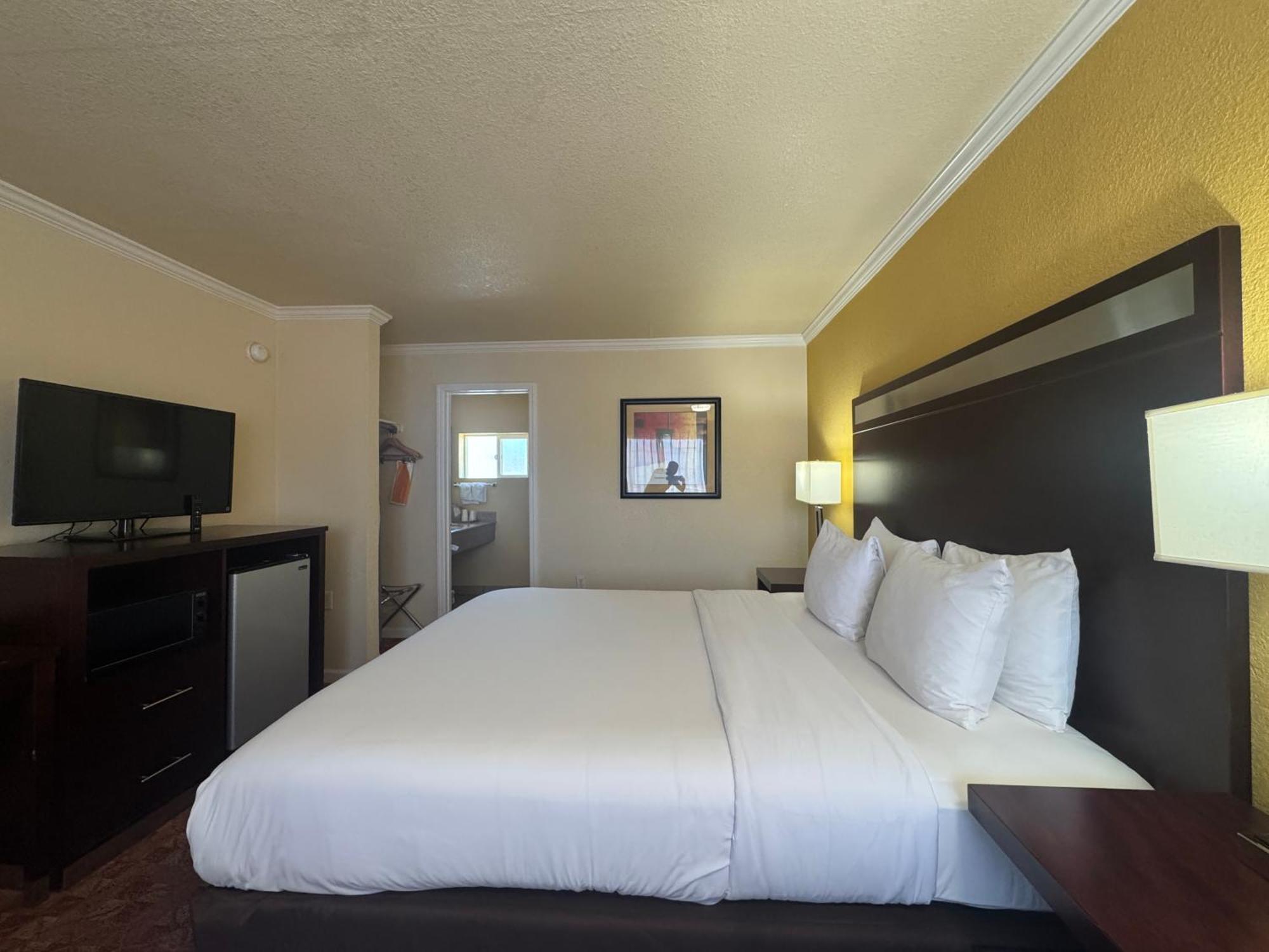 Quality Inn Ukiah Exterior photo