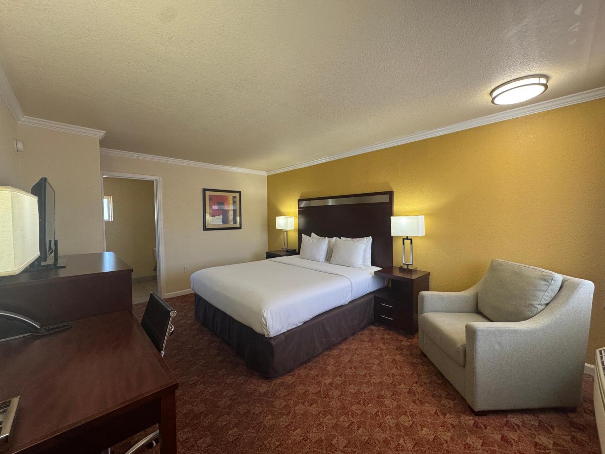 Quality Inn Ukiah Exterior photo