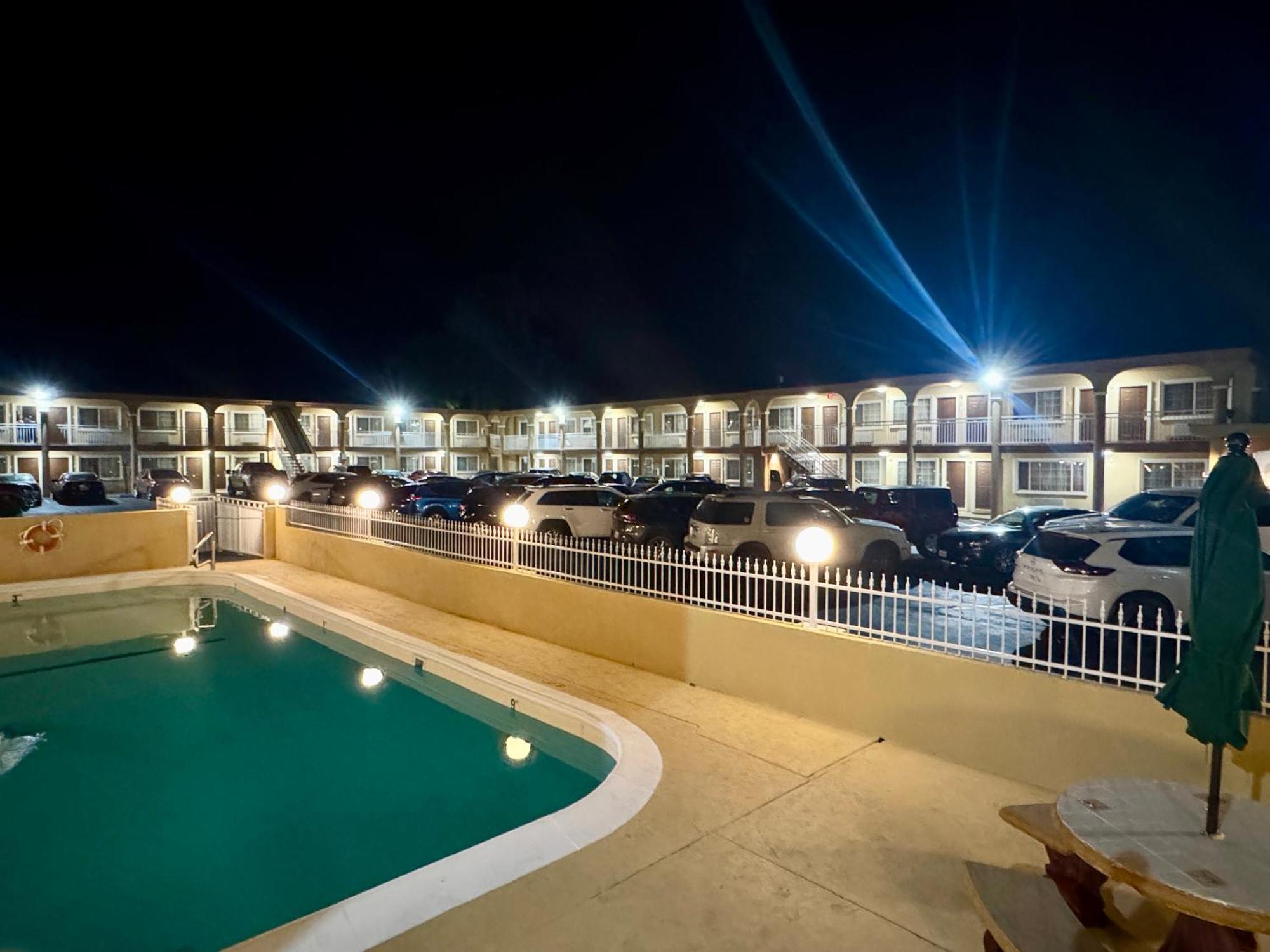 Quality Inn Ukiah Exterior photo