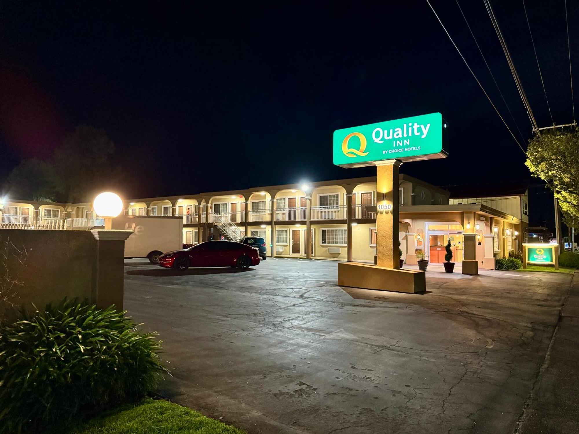 Quality Inn Ukiah Exterior photo