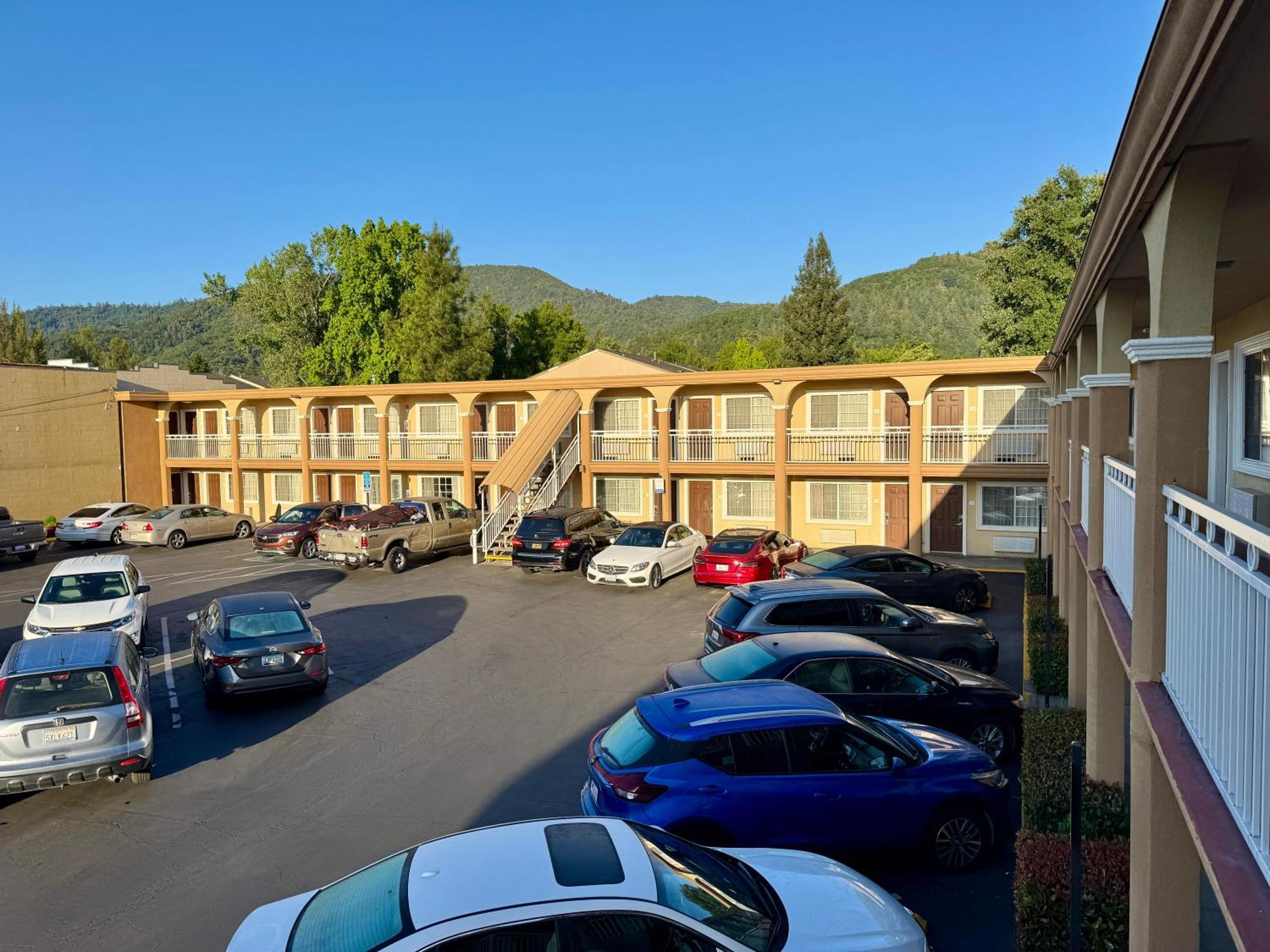 Quality Inn Ukiah Exterior photo