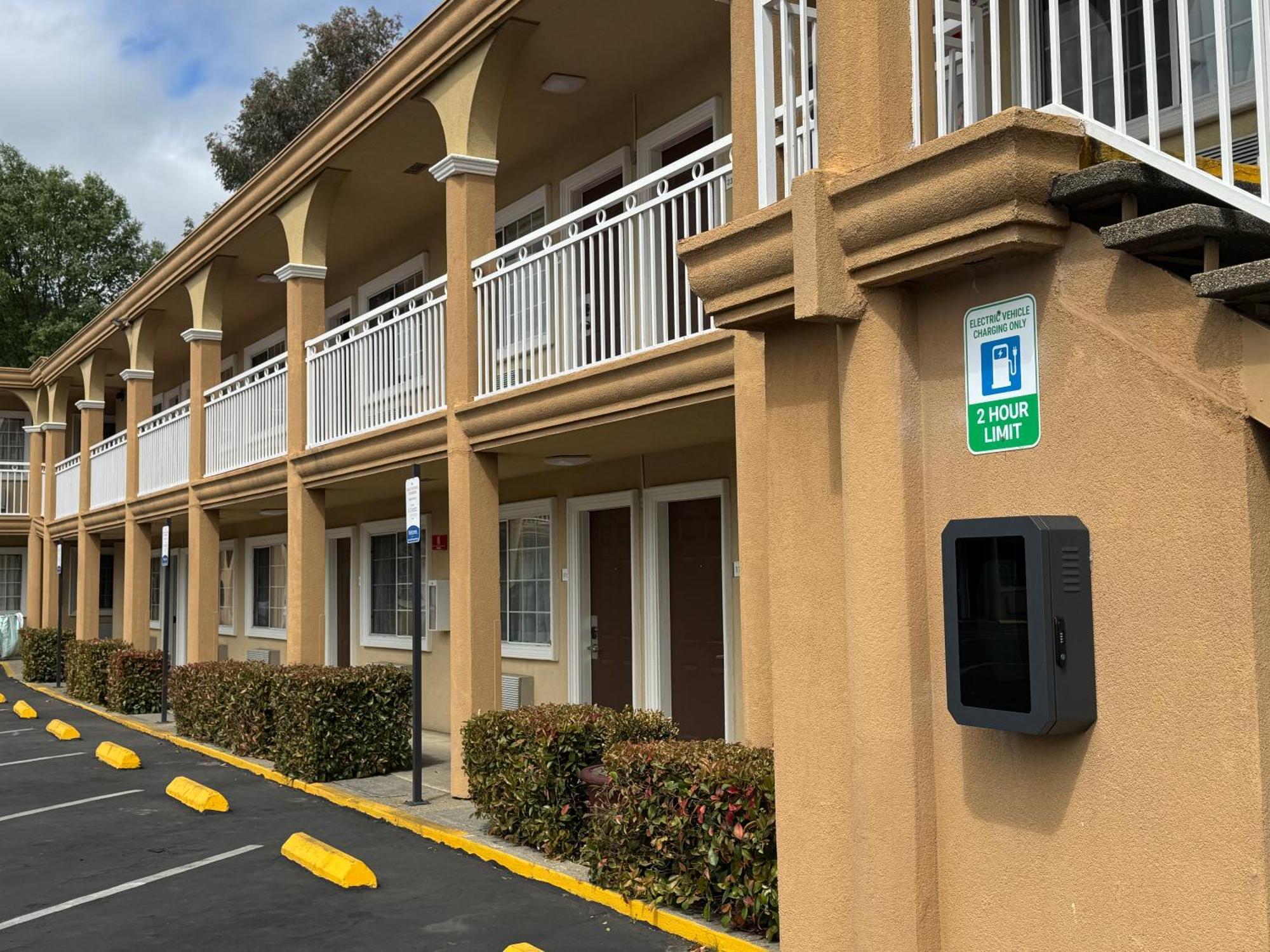 Quality Inn Ukiah Exterior photo