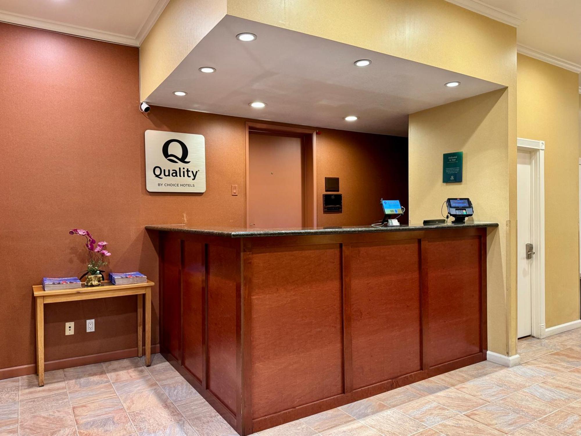 Quality Inn Ukiah Exterior photo