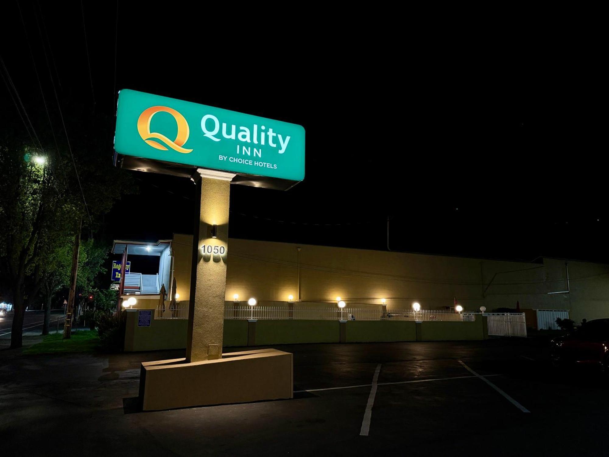 Quality Inn Ukiah Exterior photo